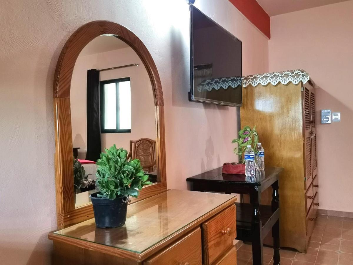 Hotel Casa Pellegrin Mérida Dış mekan fotoğraf